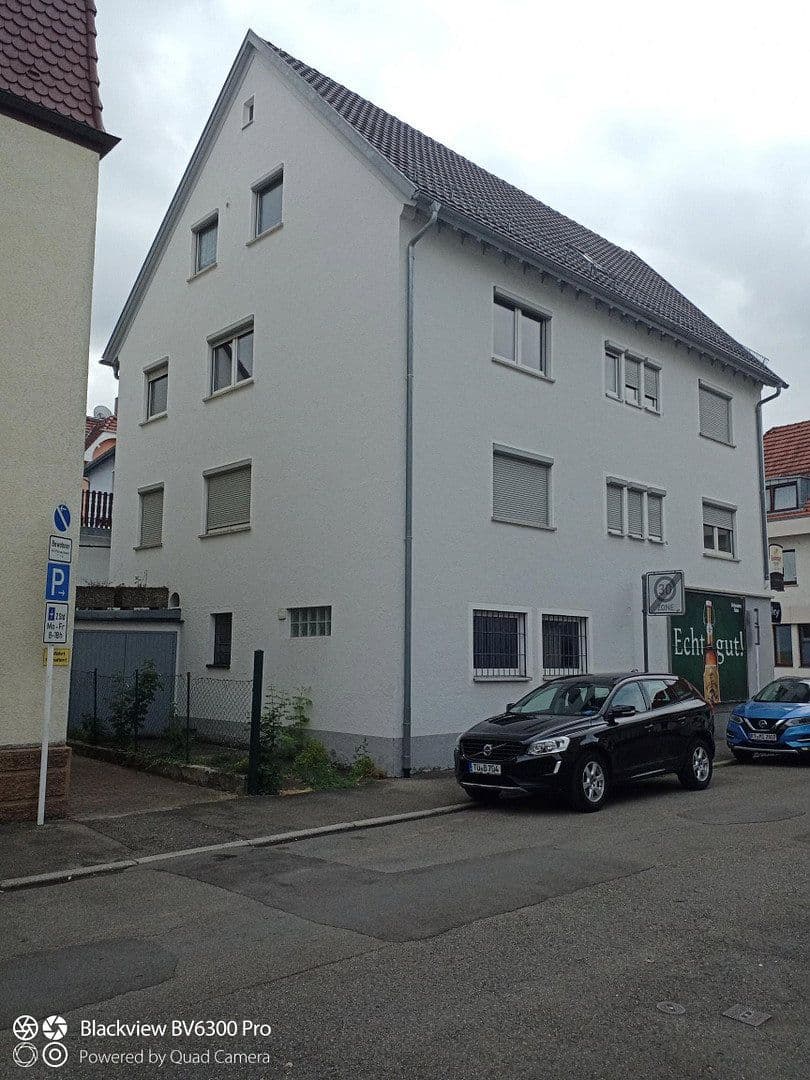 Prodej domu 398 m², pozemek 208 m², Reutlingen, Bádensko-Württembersko Prodej domu 398 m², pozemek 208 m², Reutlingen, Bádensko-Württembersko