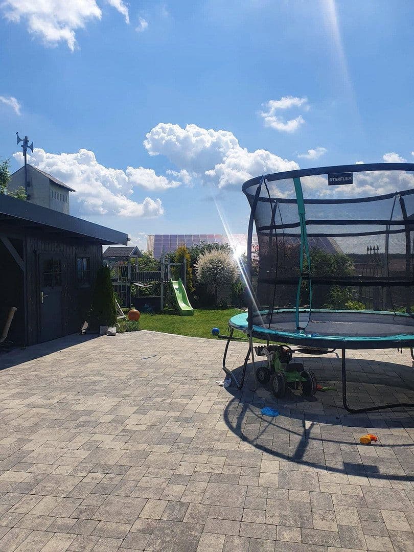 Prodej domu 115 m², pozemek 2.966 m², Abensberg, Bavorsko Prodej domu 115 m², pozemek 2.966 m², Abensberg, Bavorsko