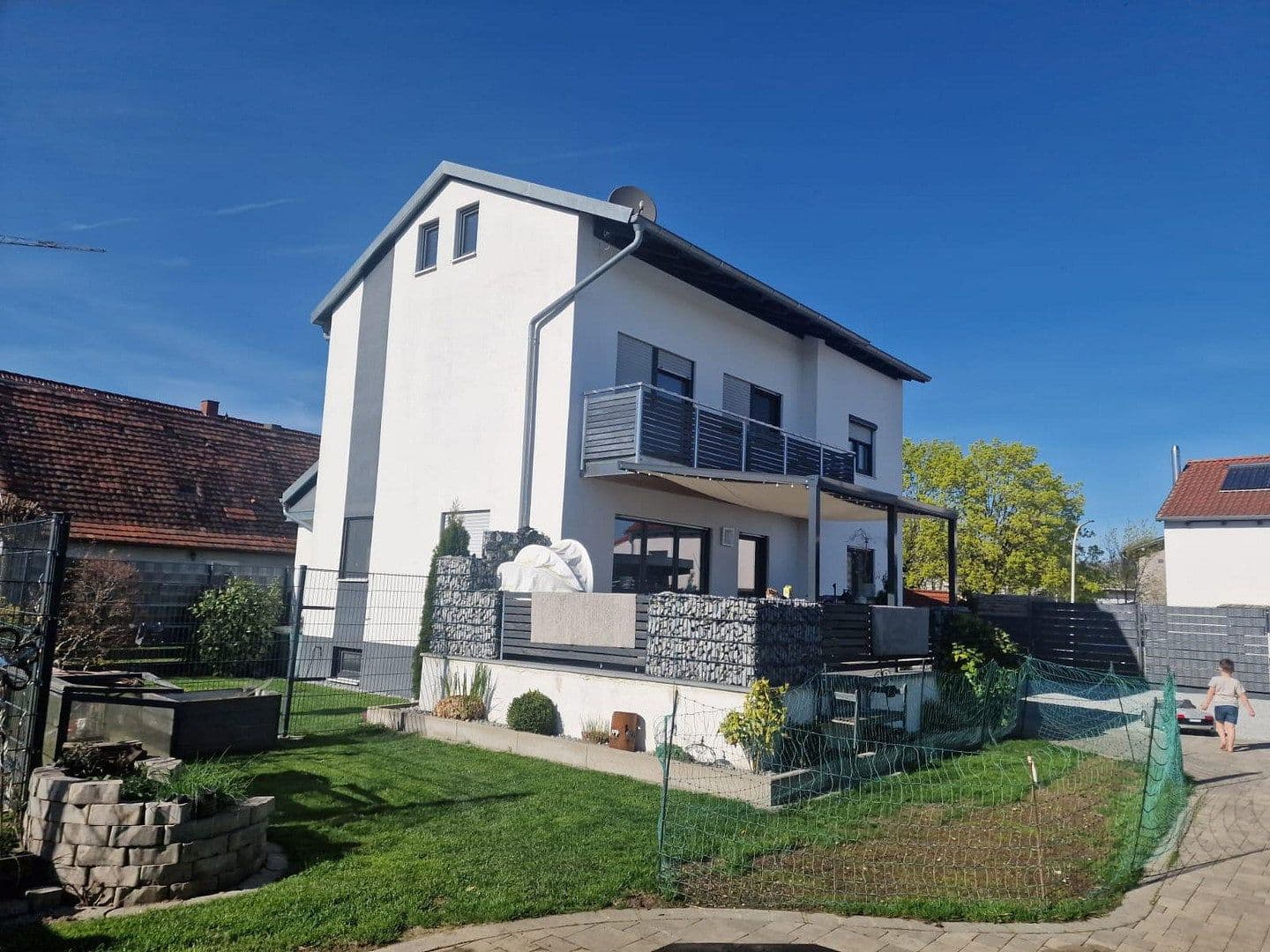 Prodej domu 115 m², pozemek 2.966 m², Abensberg, Bavorsko Prodej domu 115 m², pozemek 2.966 m², Abensberg, Bavorsko