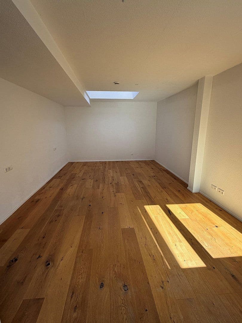 Pronájem bytu 3+kk 164 m², Stuttgarter Straße 23, Weil der Stadt, Bádensko-Württembersko Pronájem bytu 3+kk 164 m², Stuttgarter Straße 23, Weil der Stadt, Bádensko-Württembersko