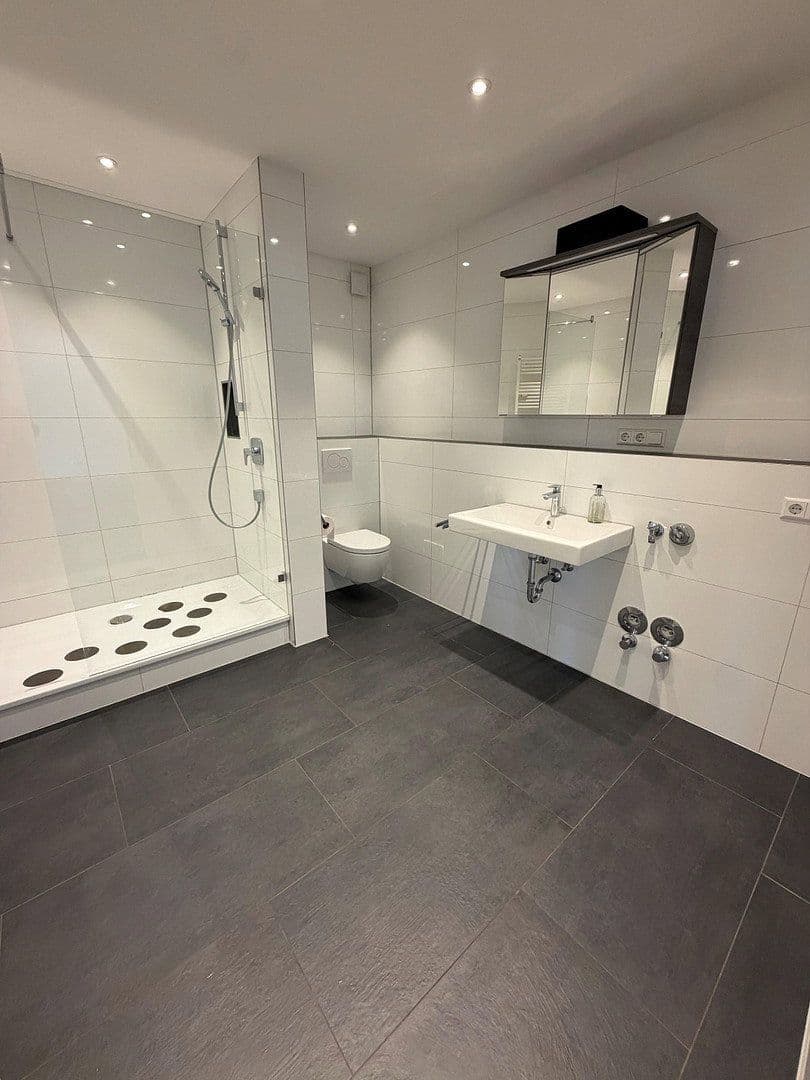 Pronájem bytu 3+kk 164 m², Stuttgarter Straße 23, Weil der Stadt, Bádensko-Württembersko Pronájem bytu 3+kk 164 m², Stuttgarter Straße 23, Weil der Stadt, Bádensko-Württembersko