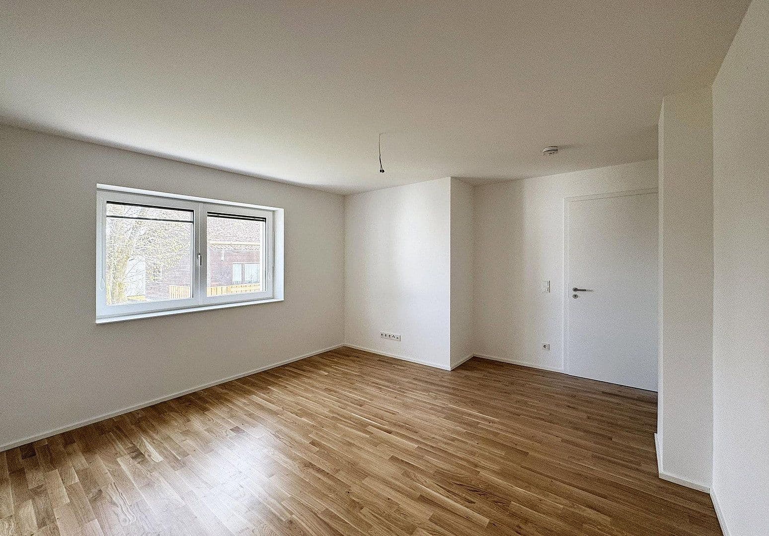 Pronájem bytu 3+1 90 m², Heilwigstraße 19, München-Trudering, Bavorsko Pronájem bytu 3+1 90 m², Heilwigstraße 19, München-Trudering, Bavorsko