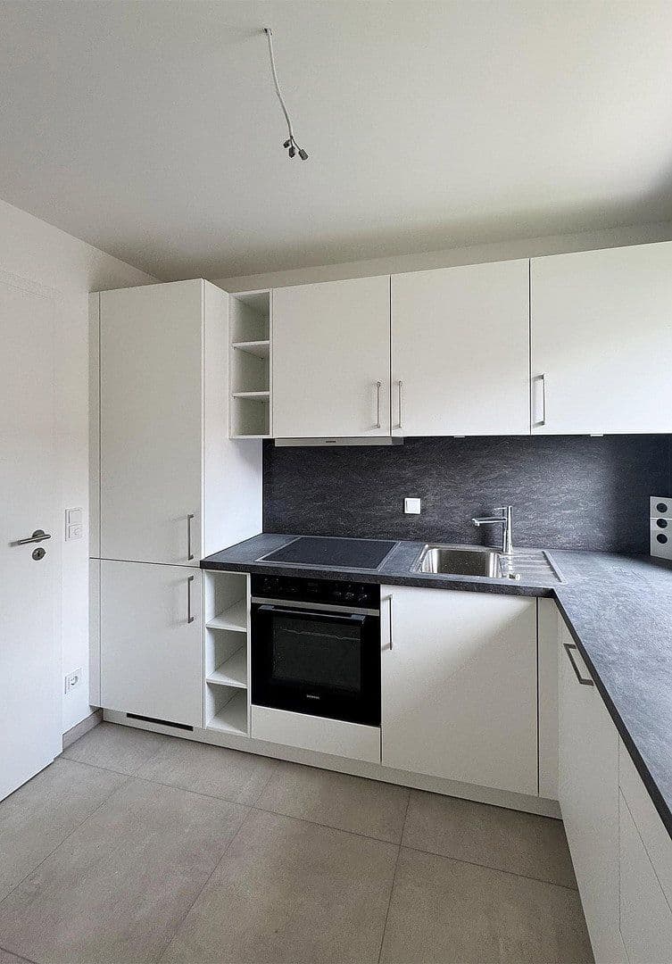 Pronájem bytu 3+1 90 m², Heilwigstraße 19, München-Trudering, Bavorsko Pronájem bytu 3+1 90 m², Heilwigstraße 19, München-Trudering, Bavorsko