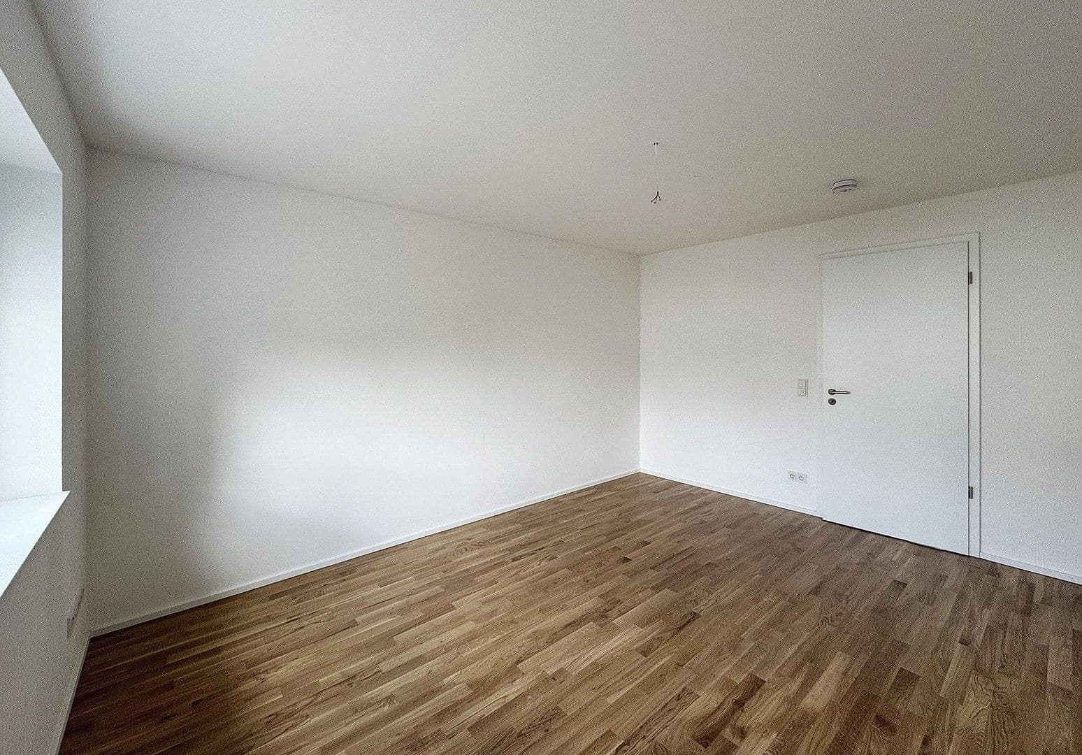 Pronájem bytu 3+1 90 m², Heilwigstraße 19, München-Trudering, Bavorsko Pronájem bytu 3+1 90 m², Heilwigstraße 19, München-Trudering, Bavorsko