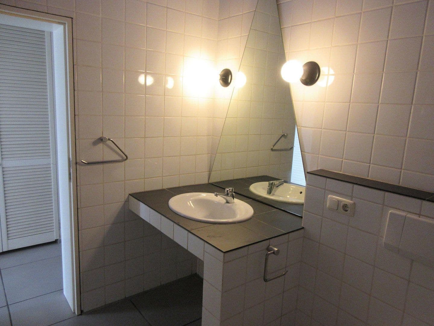 Prodej domu 250 m², pozemek 586 m², Reinheim, Hessen Prodej domu 250 m², pozemek 586 m², Reinheim, Hessen