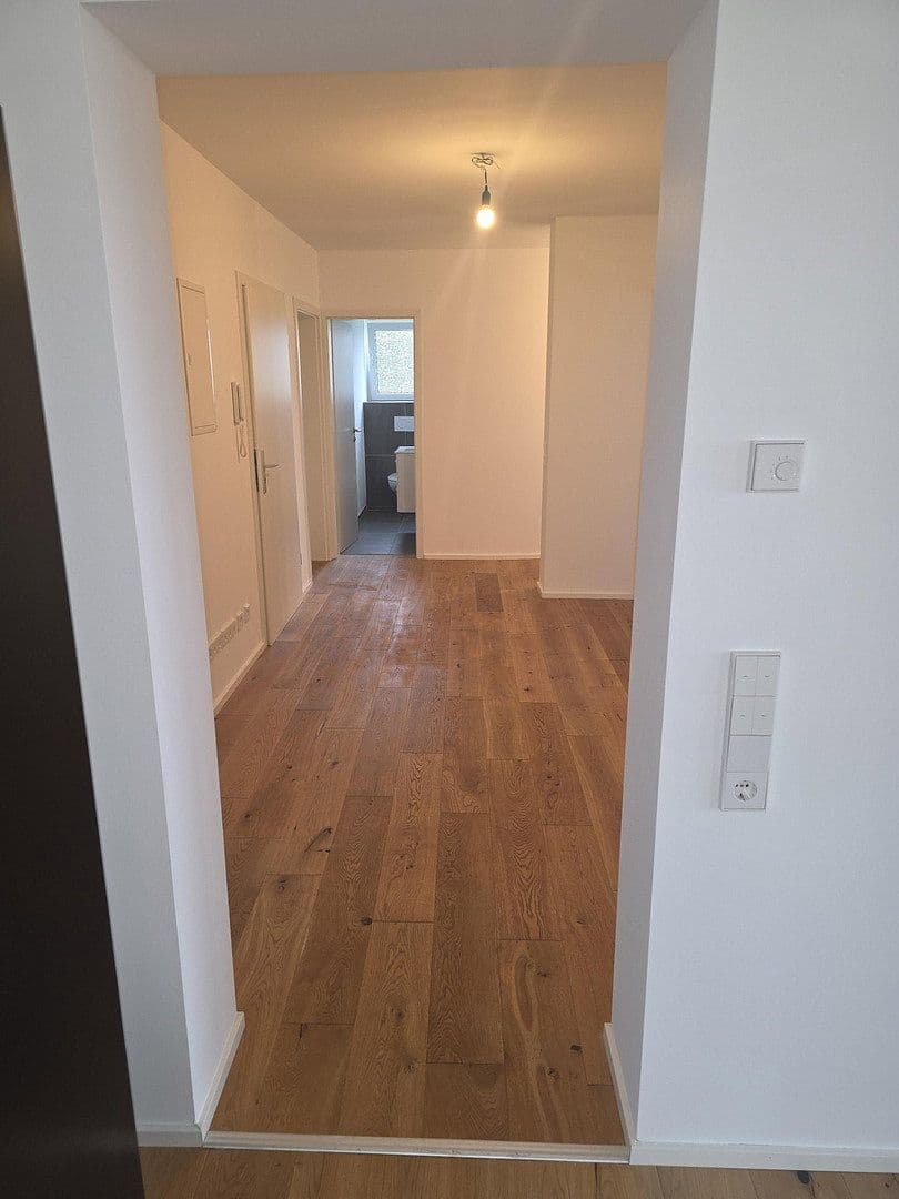 Pronájem bytu 5+kk 135 m², Camererweg 42, Esslingen am Neckar, Bádensko-Württembersko Pronájem bytu 5+kk 135 m², Camererweg 42, Esslingen am Neckar, Bádensko-Württembersko