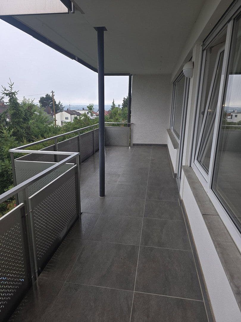 Pronájem bytu 5+kk 135 m², Camererweg 42, Esslingen am Neckar, Bádensko-Württembersko Pronájem bytu 5+kk 135 m², Camererweg 42, Esslingen am Neckar, Bádensko-Württembersko