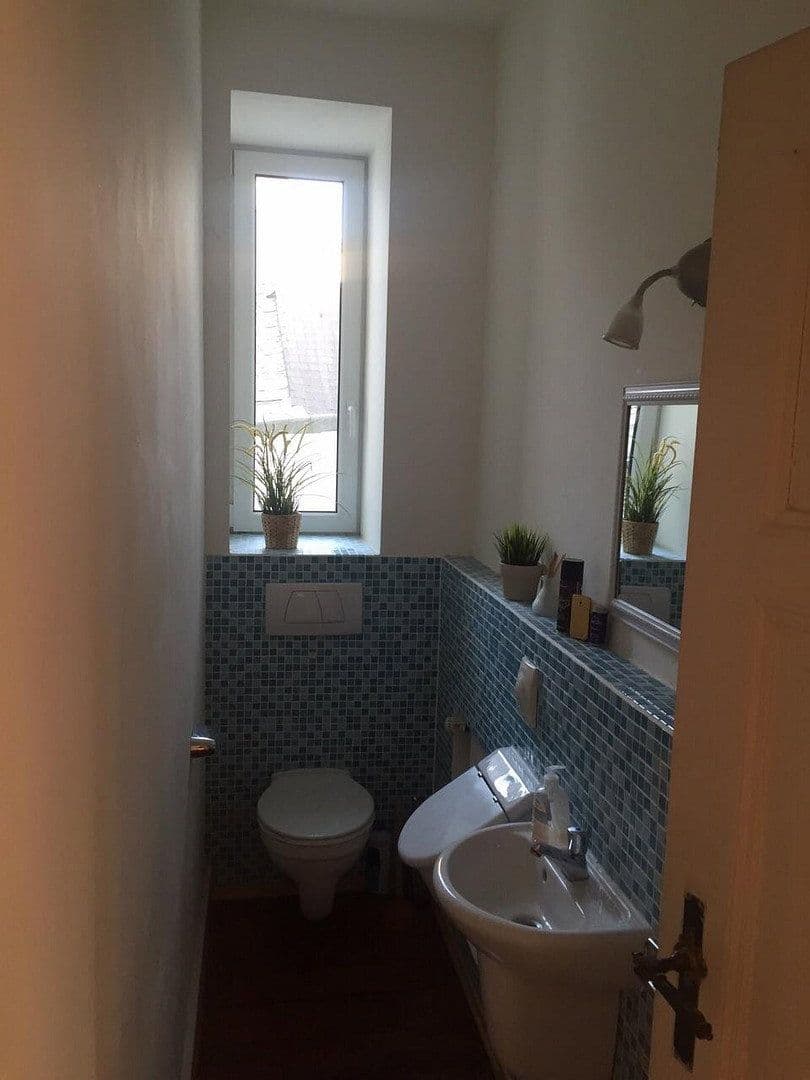 Pronájem bytu 4+1 110 m², Koblenz, Porýní-Falc Pronájem bytu 4+1 110 m², Koblenz, Porýní-Falc