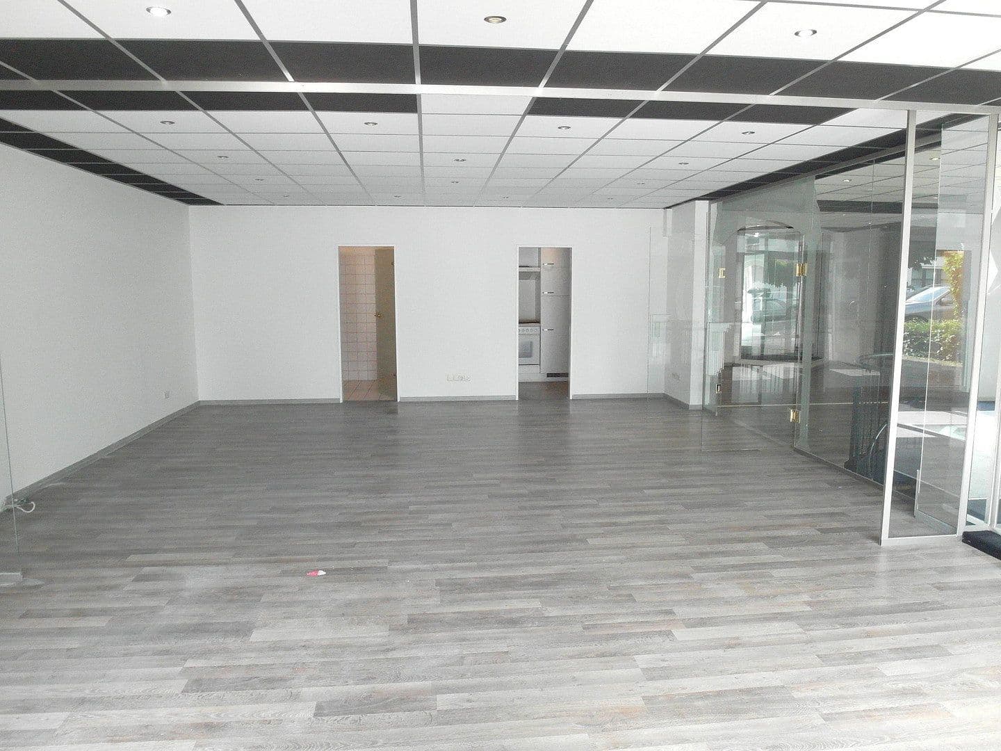 Pronájem kanceláře 180 m², Neusser Straße 26, Meerbusch, Severní Porýní-Vestfálsko Pronájem kanceláře 180 m², Neusser Straße 26, Meerbusch, Severní Porýní-Vestfálsko