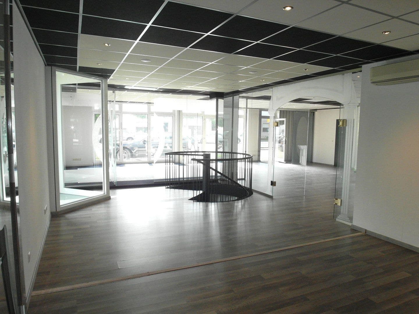 Pronájem kanceláře 180 m², Neusser Straße 26, Meerbusch, Severní Porýní-Vestfálsko Pronájem kanceláře 180 m², Neusser Straße 26, Meerbusch, Severní Porýní-Vestfálsko