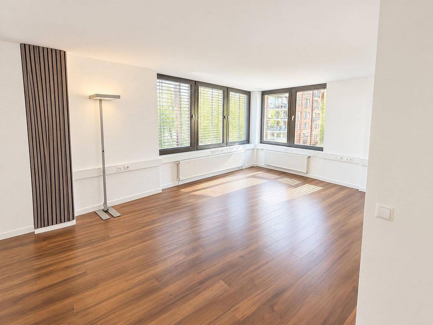 Pronájem kanceláře 101 m², Große Elbstraße 42, Hamburg, Hamburg Pronájem kanceláře 101 m², Große Elbstraße 42, Hamburg, Hamburg