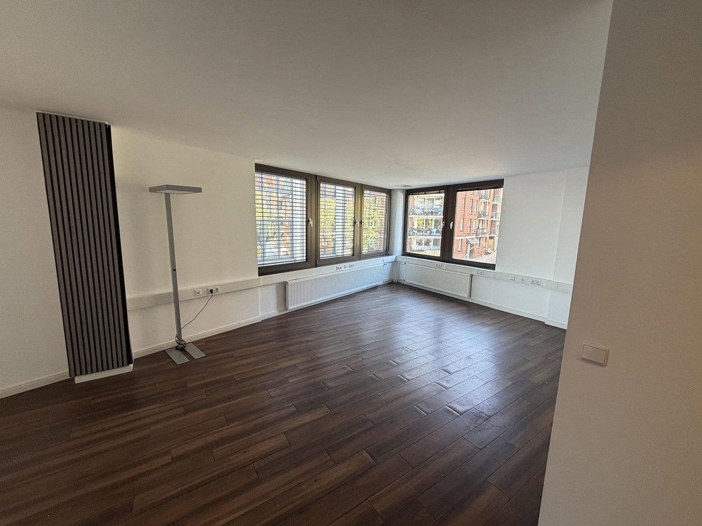 Pronájem kanceláře 101 m², Große Elbstraße 42, Hamburg, Hamburg Pronájem kanceláře 101 m², Große Elbstraße 42, Hamburg, Hamburg