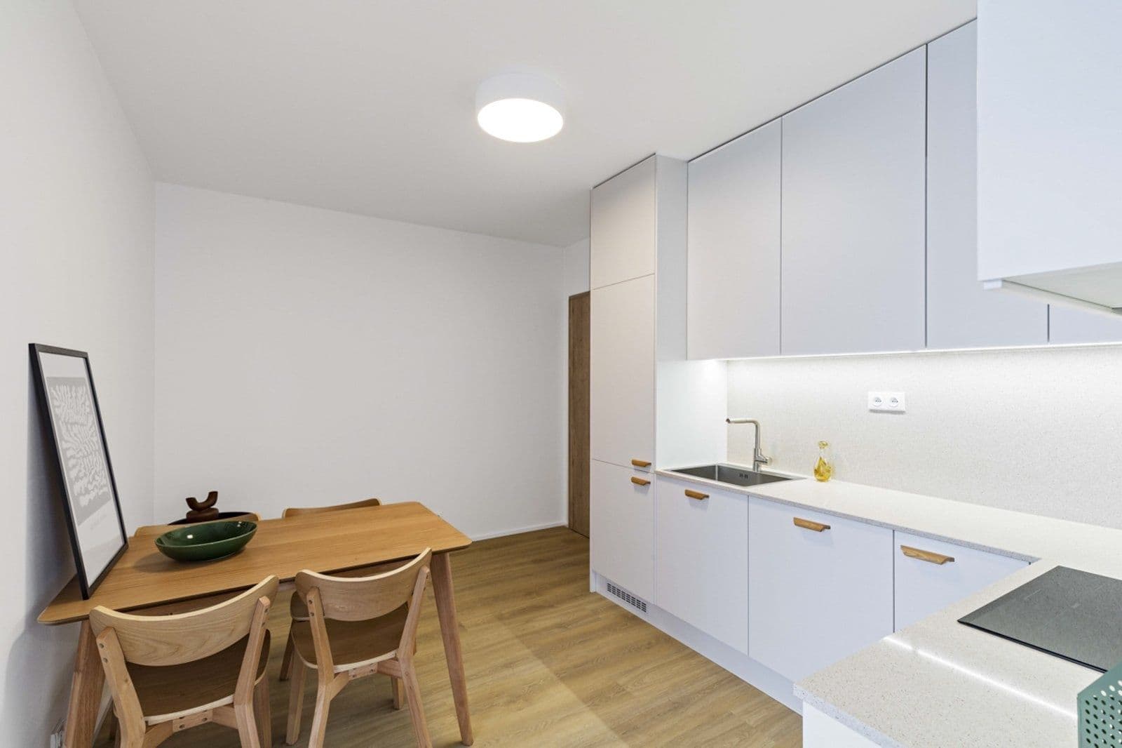 Pronájem bytu 2+1 55 m², U Pergamenky, Praha, Praha Pronájem bytu 2+1 55 m², U Pergamenky, Praha, Praha