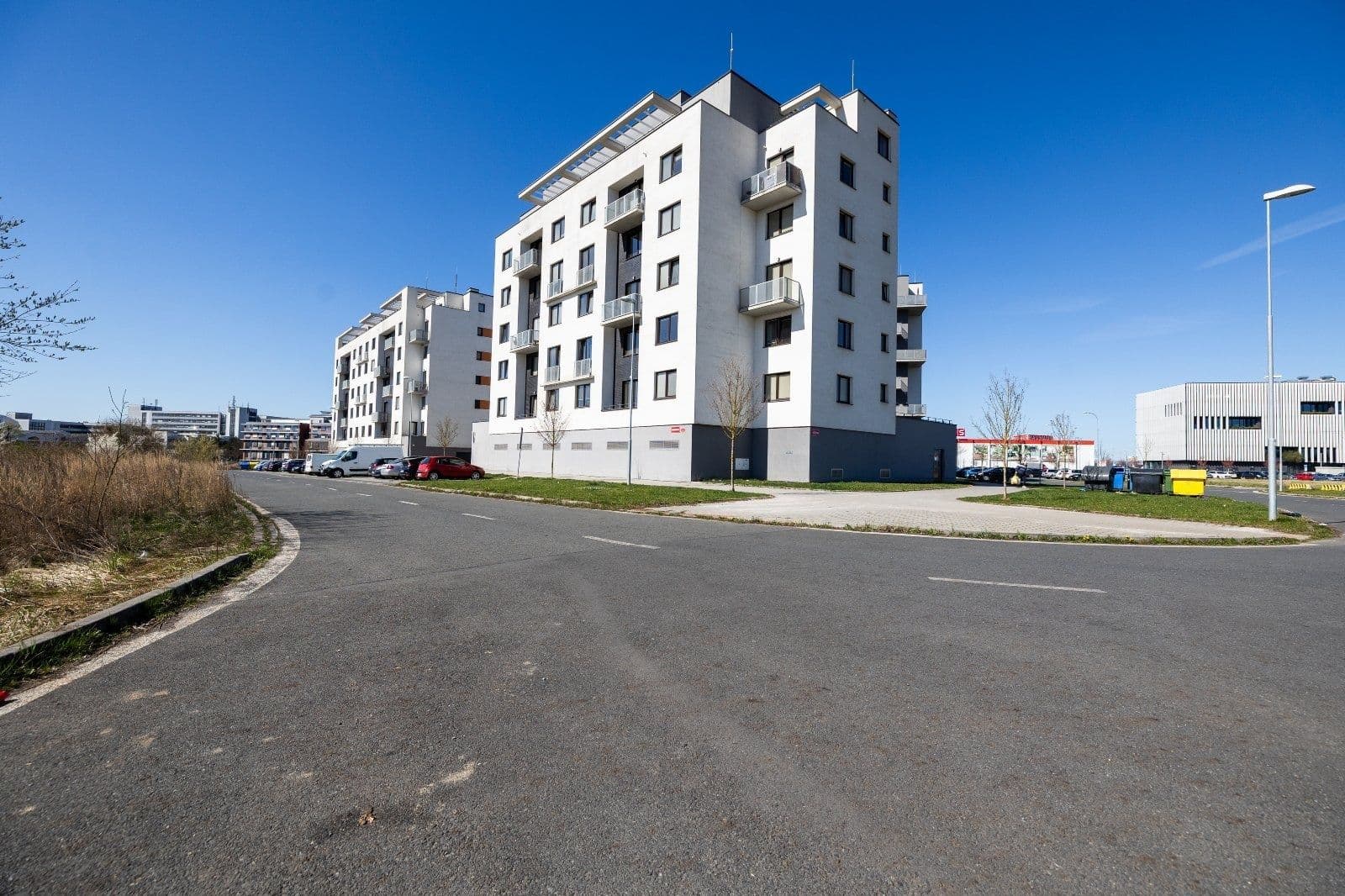 Pronájem bytu 1+kk 28 m², Magisterská, Plzeň, Plzeňský kraj Pronájem bytu 1+kk 28 m², Magisterská, Plzeň, Plzeňský kraj