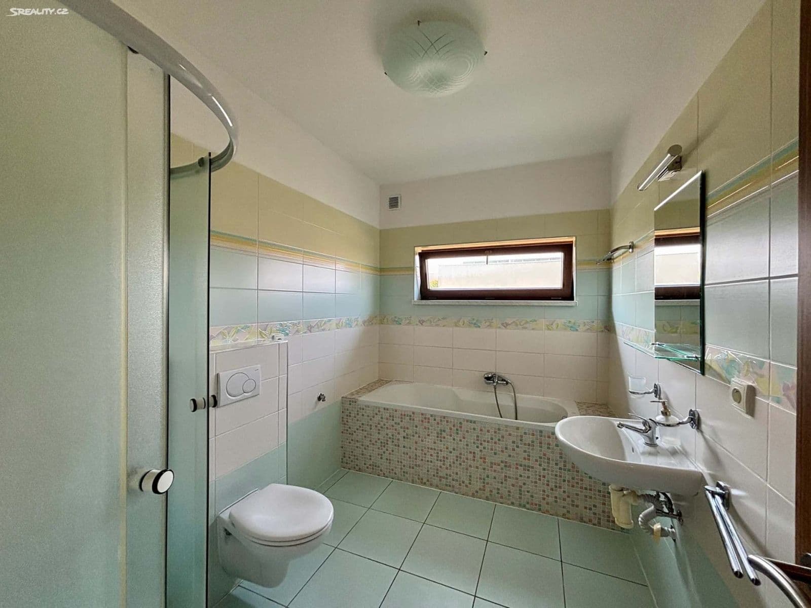 Prodej bytu 2+kk 43 m², U Výstavby, Praha, Praha Prodej bytu 2+kk 43 m², U Výstavby, Praha, Praha