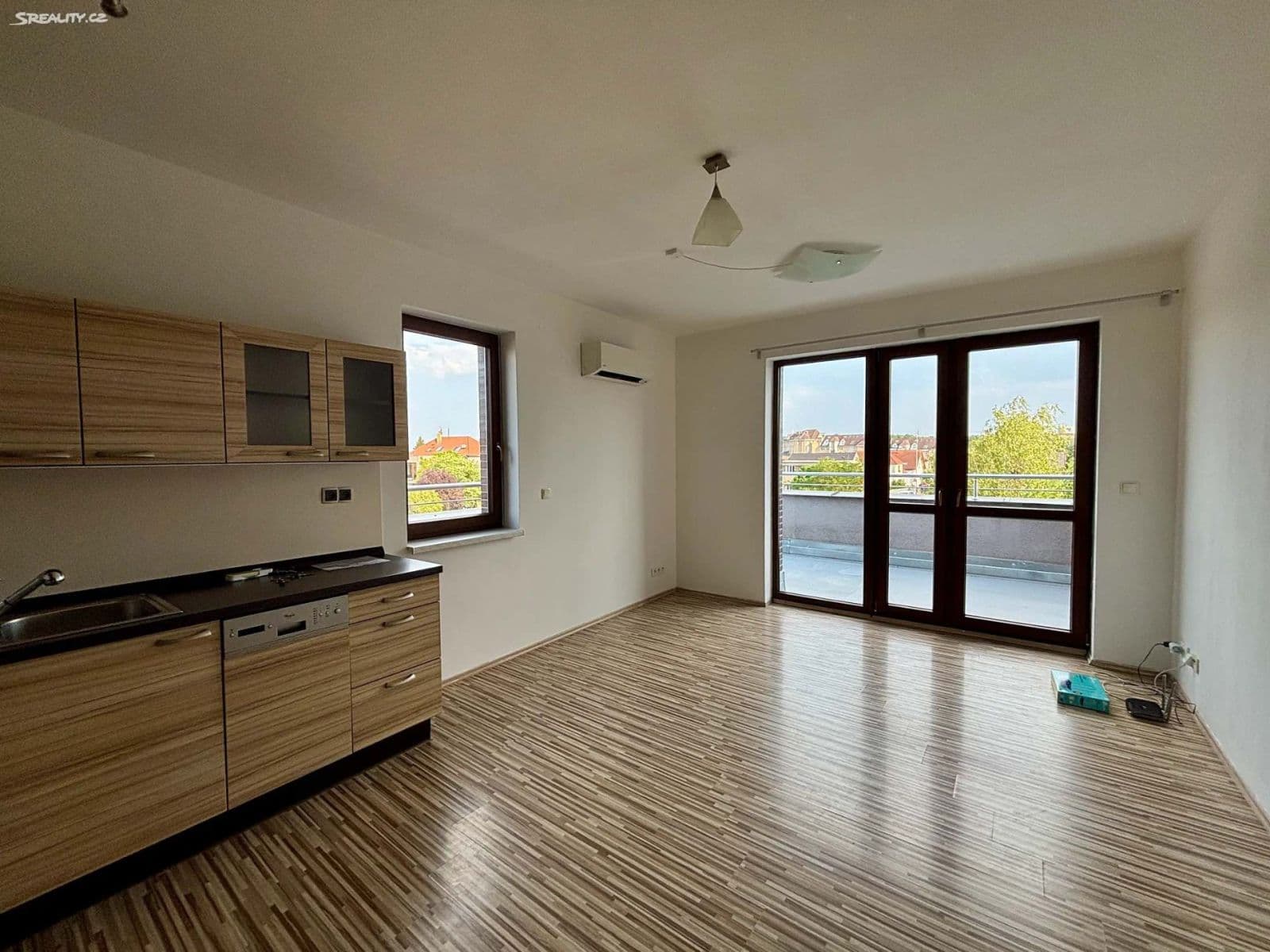 Prodej bytu 2+kk 43 m², U Výstavby, Praha, Praha Prodej bytu 2+kk 43 m², U Výstavby, Praha, Praha