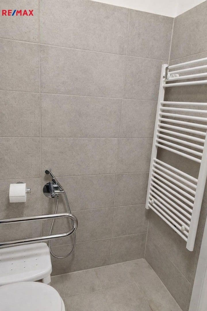 Pronájem bytu 2+kk 70 m², Moskevská, Karlovy Vary, Karlovarský kraj Pronájem bytu 2+kk 70 m², Moskevská, Karlovy Vary, Karlovarský kraj