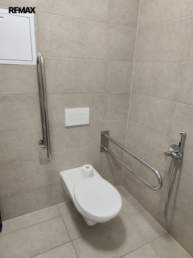 Pronájem bytu 2+kk 70 m², Moskevská, Karlovy Vary, Karlovarský kraj Pronájem bytu 2+kk 70 m², Moskevská, Karlovy Vary, Karlovarský kraj