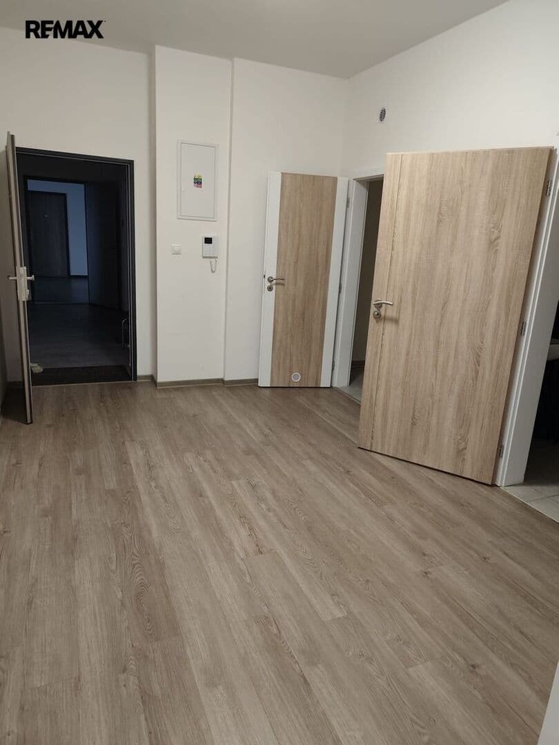 Pronájem bytu 2+kk 70 m², Moskevská, Karlovy Vary, Karlovarský kraj Pronájem bytu 2+kk 70 m², Moskevská, Karlovy Vary, Karlovarský kraj