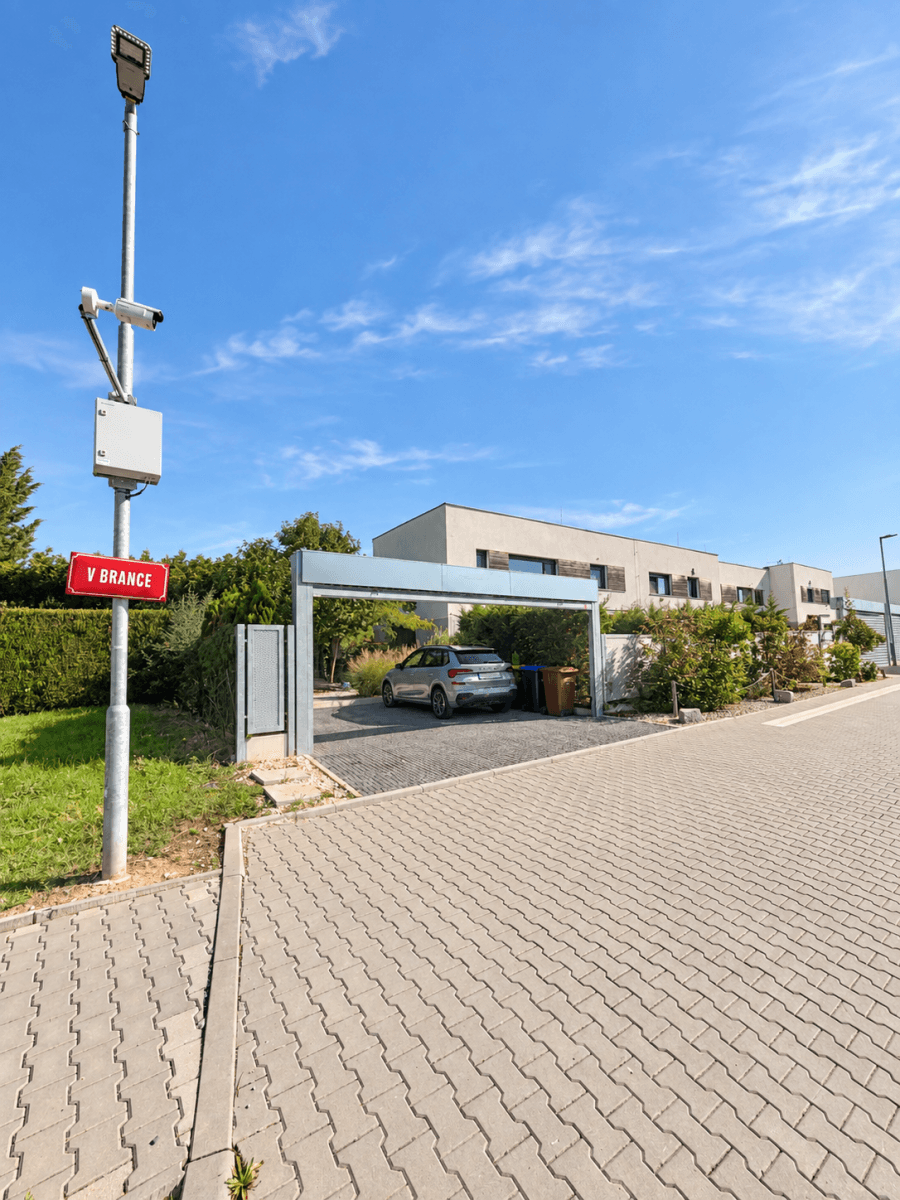 Prodej domu 124 m², pozemek 354 m², V Brance, Rudná, Středočeský kraj Prodej domu 124 m², pozemek 354 m², V Brance, Rudná, Středočeský kraj