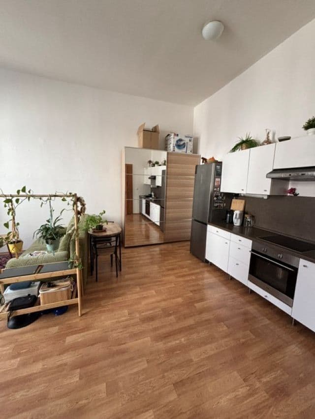 Pronájem bytu 2+kk 45 m², Bartošova, Brno, Jihomoravský kraj Pronájem bytu 2+kk 45 m², Bartošova, Brno, Jihomoravský kraj