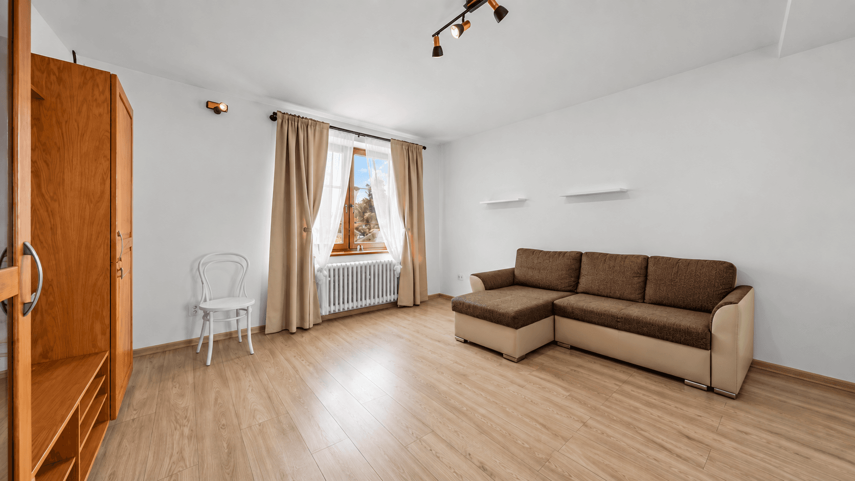 Prodej domu 201 m², pozemek 224 m², Lipník, Kraj Vysočina Prodej domu 201 m², pozemek 224 m², Lipník, Kraj Vysočina
