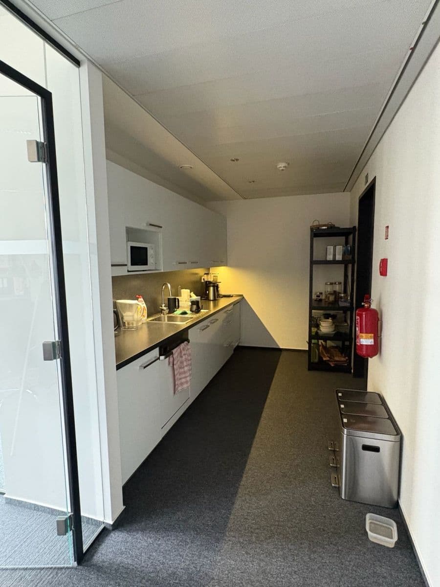 Pronájem kanceláře 182 m², Voctářova, Praha, Praha Pronájem kanceláře 182 m², Voctářova, Praha, Praha