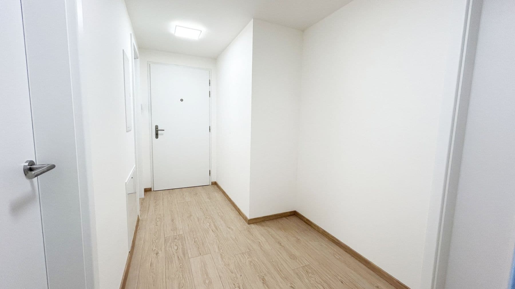 Pronájem bytu 2+kk 85 m², Cihlářská, Hostivice, Středočeský kraj Pronájem bytu 2+kk 85 m², Cihlářská, Hostivice, Středočeský kraj