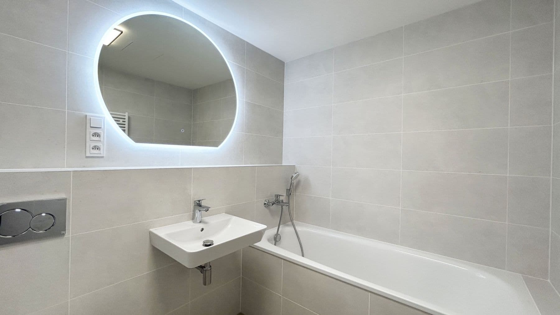 Pronájem bytu 2+kk 85 m², Cihlářská, Hostivice, Středočeský kraj Pronájem bytu 2+kk 85 m², Cihlářská, Hostivice, Středočeský kraj