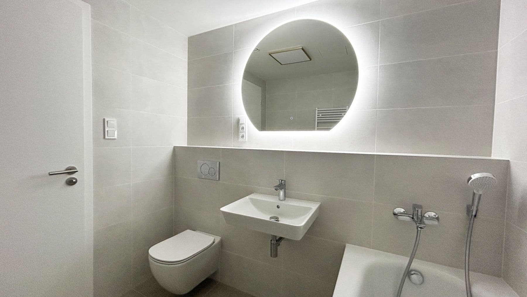 Pronájem bytu 2+kk 85 m², Cihlářská, Hostivice, Středočeský kraj Pronájem bytu 2+kk 85 m², Cihlářská, Hostivice, Středočeský kraj