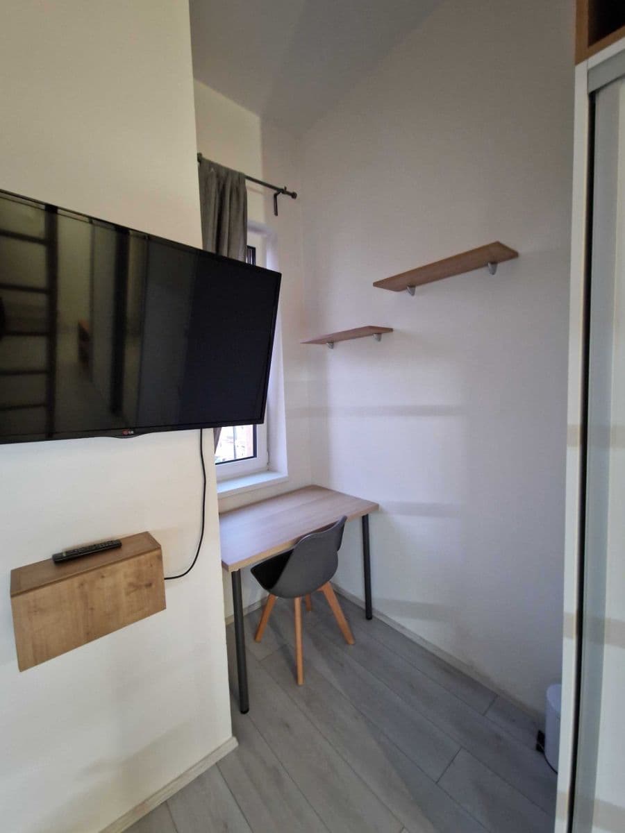 Pronájem bytu 1+kk 26 m², Hejtmánkova, Praha, Praha Pronájem bytu 1+kk 26 m², Hejtmánkova, Praha, Praha