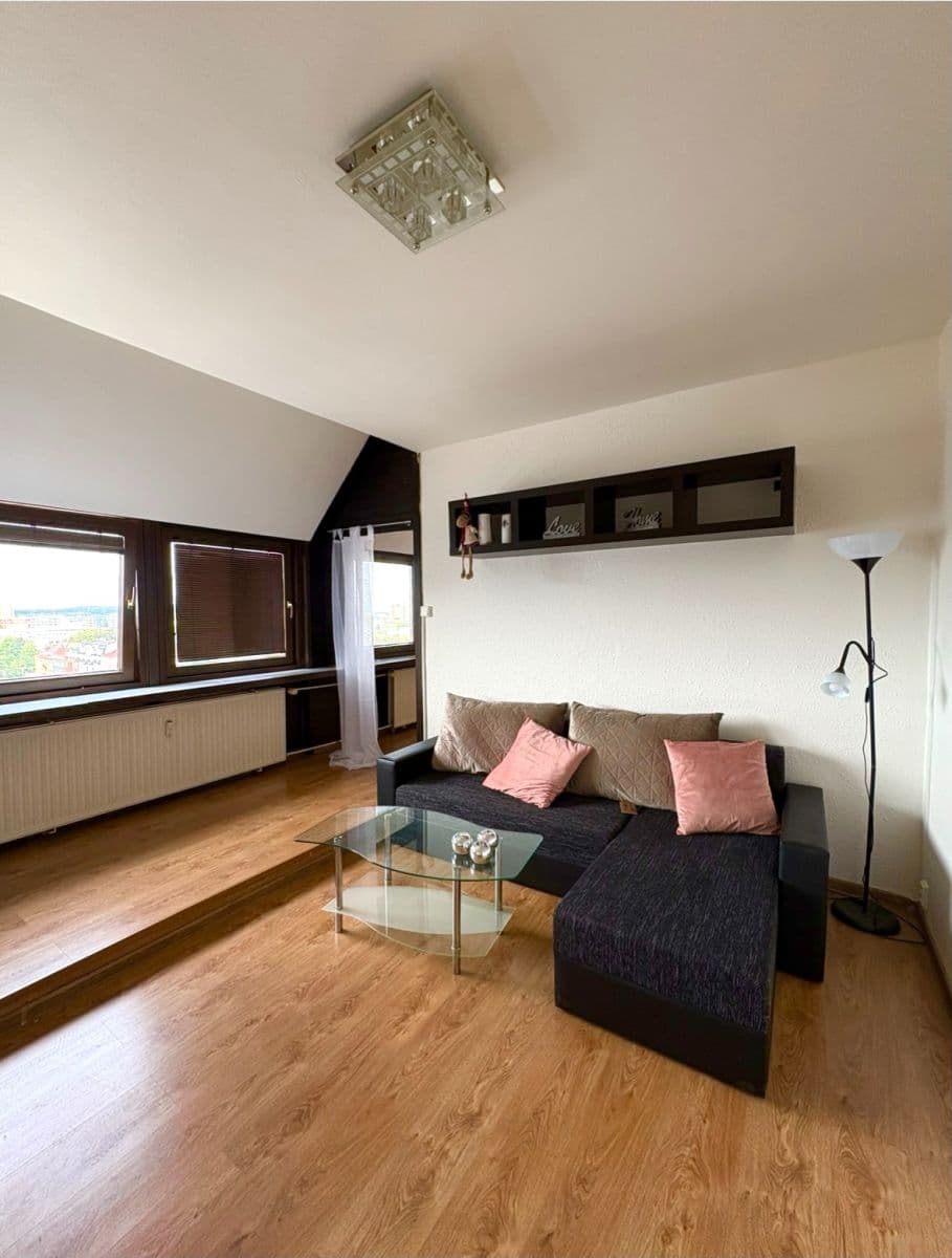 Pronájem bytu 2+1 55 m², Zelená, Ostrava, Moravskoslezský kraj Pronájem bytu 2+1 55 m², Zelená, Ostrava, Moravskoslezský kraj