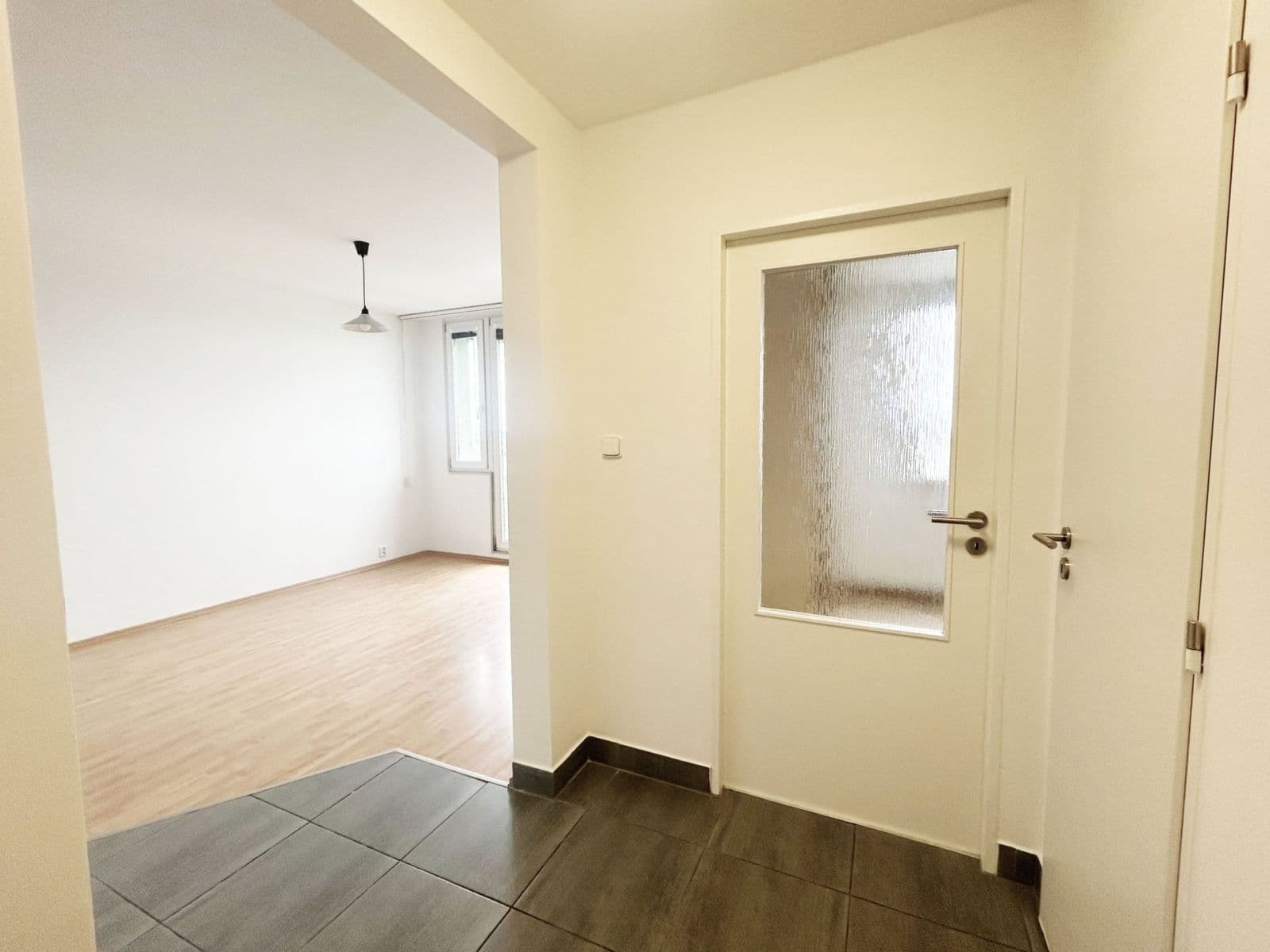 Pronájem bytu 2+kk 33 m², Jabloňová, Praha, Praha Pronájem bytu 2+kk 33 m², Jabloňová, Praha, Praha