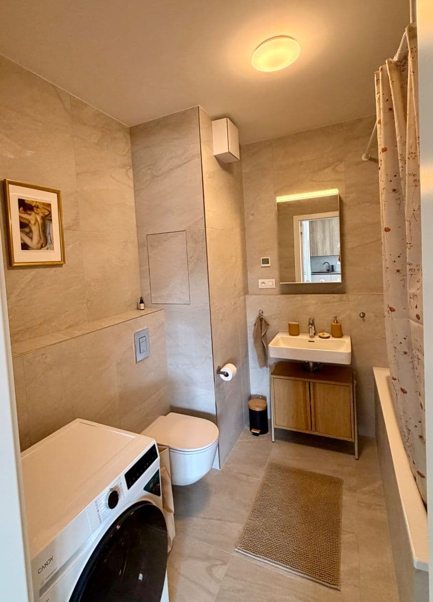 Pronájem bytu 2+1 51 m², Košická, Ružinov, Bratislavský kraj Pronájem bytu 2+1 51 m², Košická, Ružinov, Bratislavský kraj