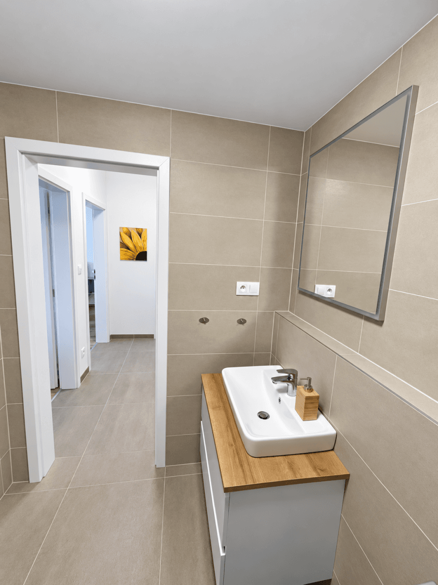 Prodej bytu 2+kk 47 m², Karla Guta, Praha, Praha Prodej bytu 2+kk 47 m², Karla Guta, Praha, Praha