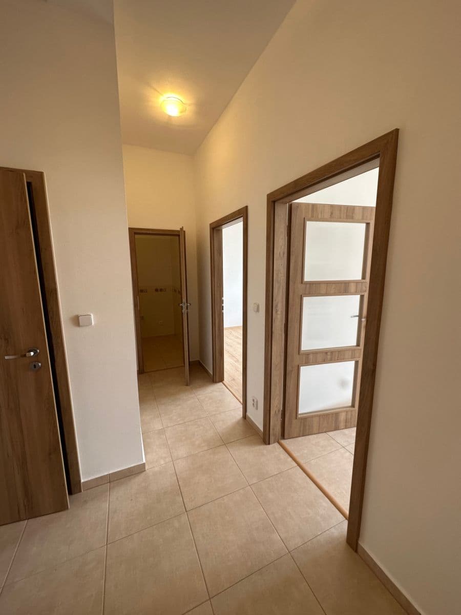 Pronájem bytu 1+1 39 m², Poupětova, Praha, Praha Pronájem bytu 1+1 39 m², Poupětova, Praha, Praha