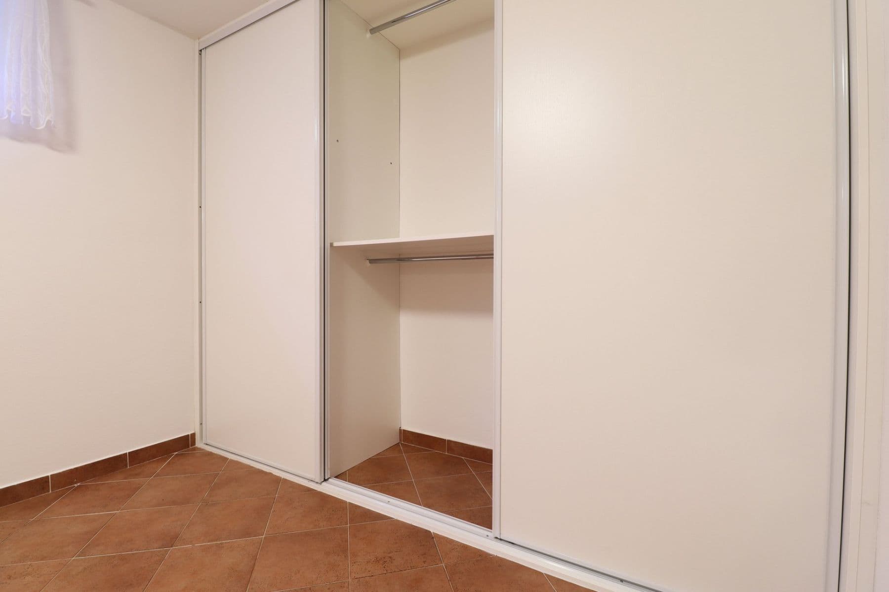 Pronájem bytu 1+kk 33 m², K náměstí, Praha, Praha Pronájem bytu 1+kk 33 m², K náměstí, Praha, Praha