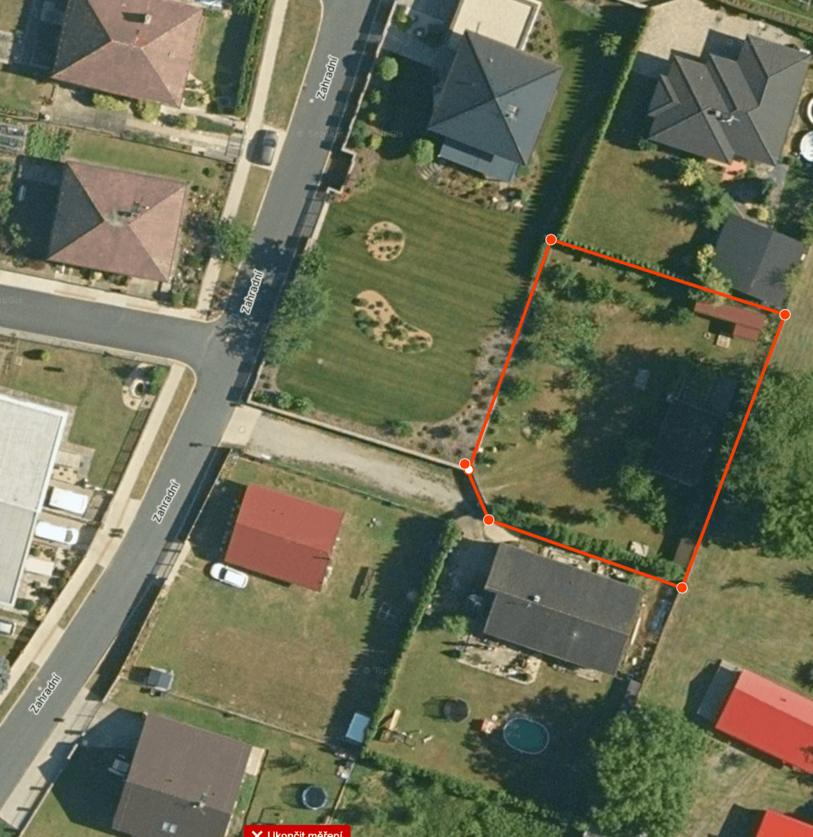 Prodej pozemku 942 m², Zahradní, Plaňany, Středočeský kraj Prodej pozemku 942 m², Zahradní, Plaňany, Středočeský kraj