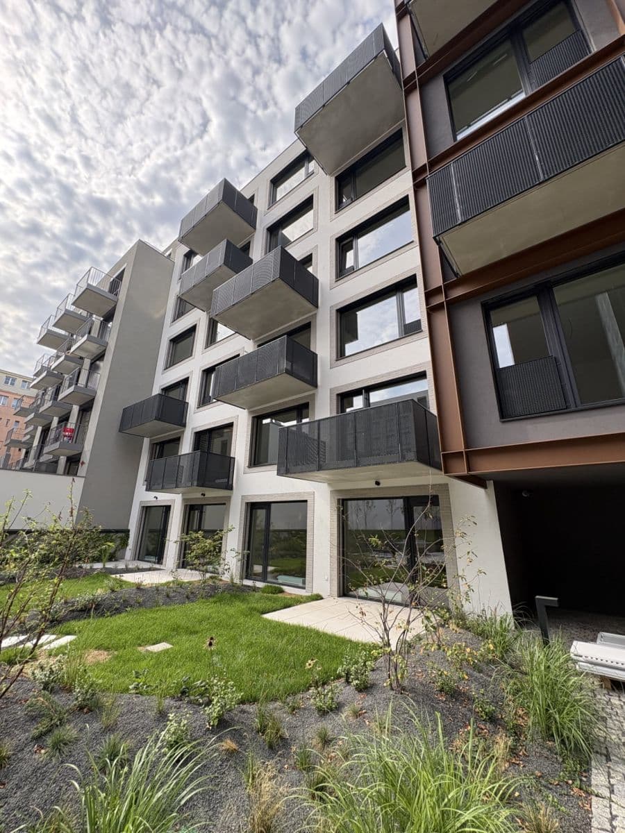 Prodej bytu 2+kk 65 m², Drahobejlova, Praha, Praha Prodej bytu 2+kk 65 m², Drahobejlova, Praha, Praha