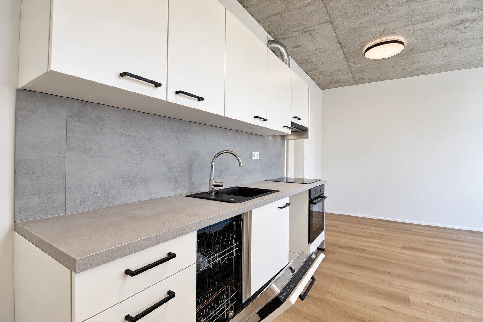 Pronájem bytu 2+kk 48 m², Českobrodská, Praha, Praha Pronájem bytu 2+kk 48 m², Českobrodská, Praha, Praha
