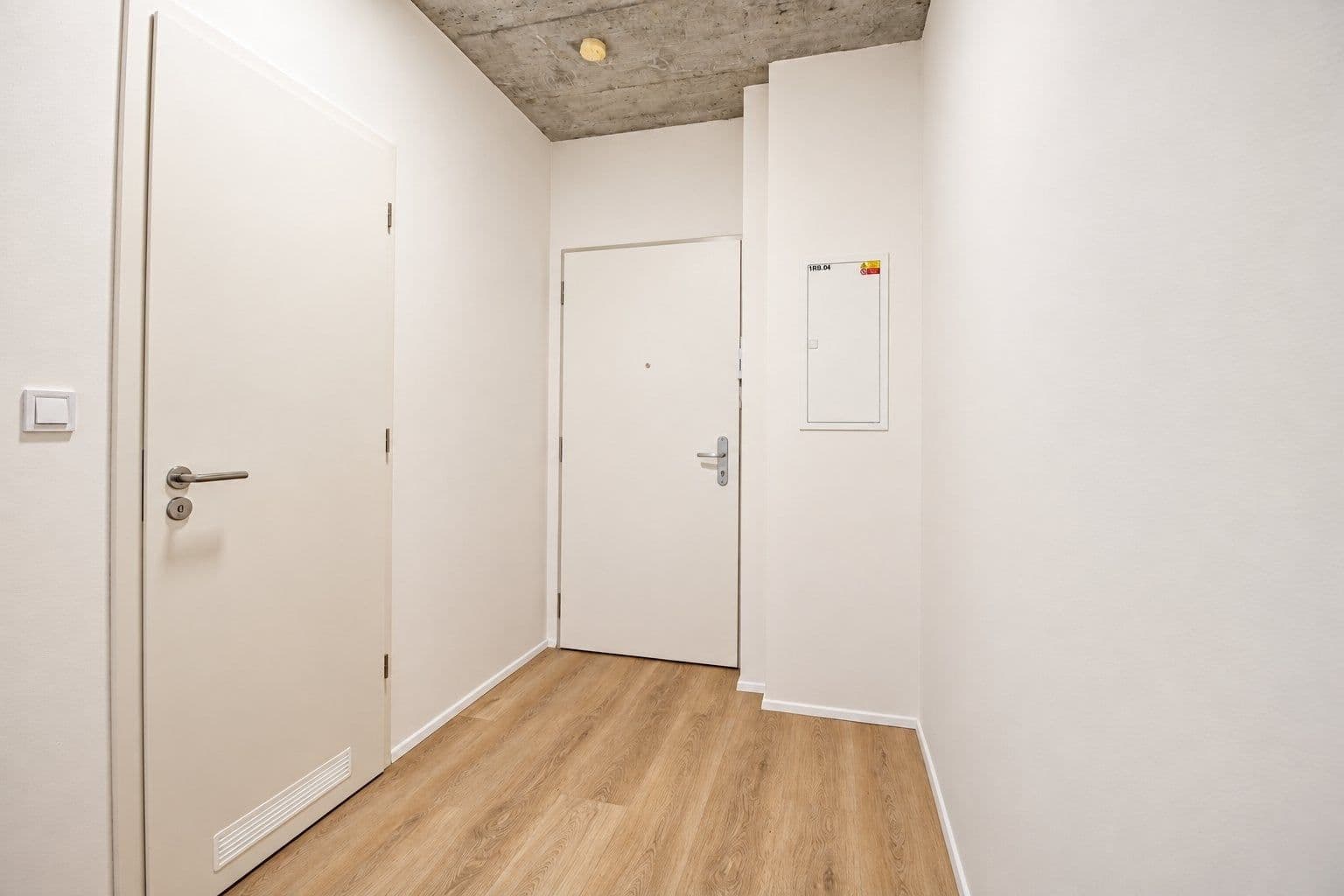Pronájem bytu 2+kk 48 m², Českobrodská, Praha, Praha Pronájem bytu 2+kk 48 m², Českobrodská, Praha, Praha