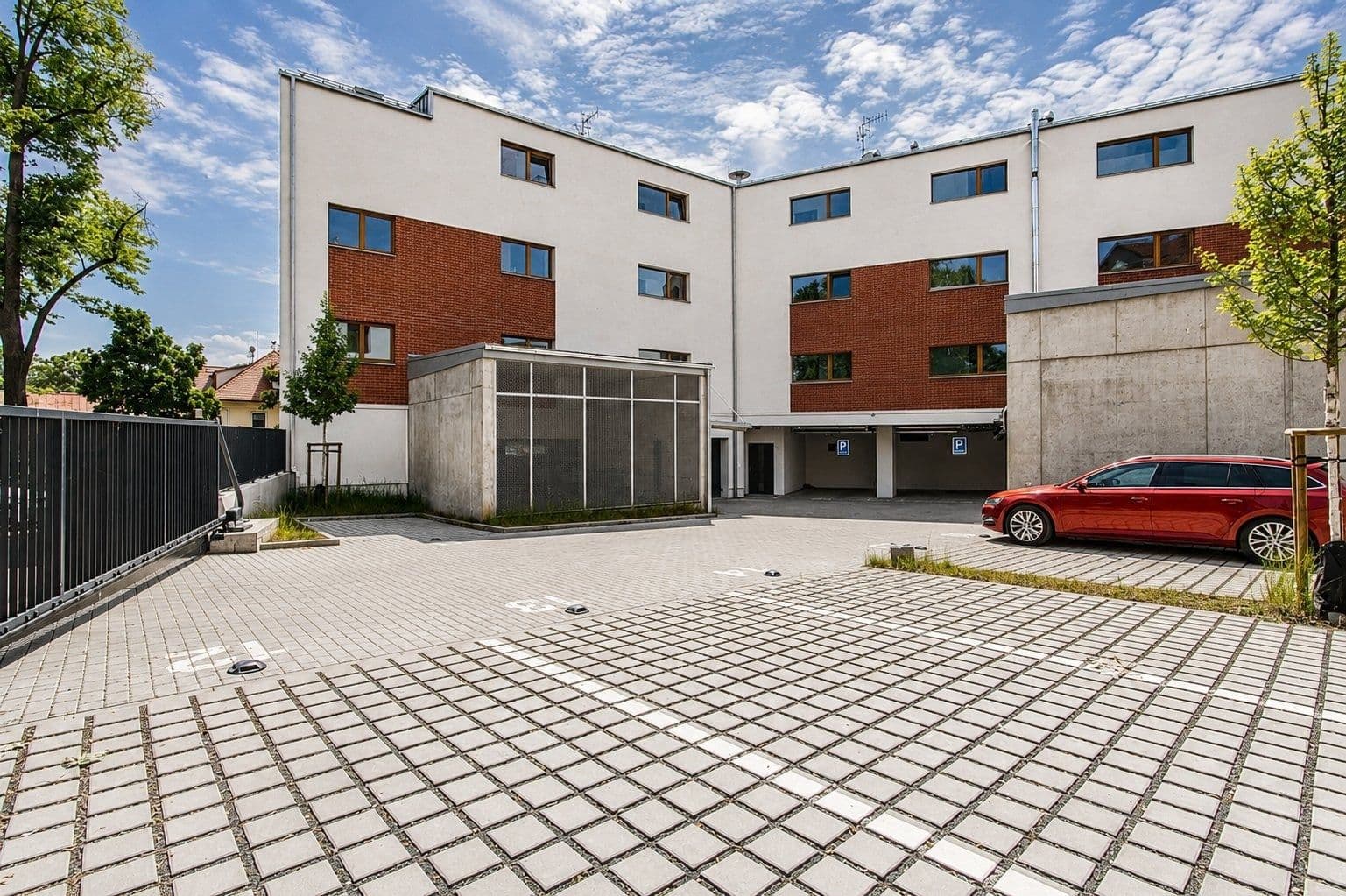 Pronájem bytu 2+kk 48 m², Českobrodská, Praha, Praha Pronájem bytu 2+kk 48 m², Českobrodská, Praha, Praha