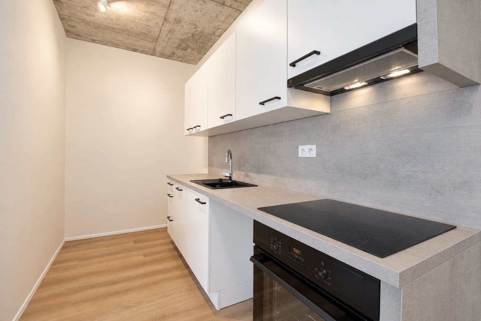 Pronájem bytu 2+kk 48 m², Českobrodská, Praha, Praha Pronájem bytu 2+kk 48 m², Českobrodská, Praha, Praha
