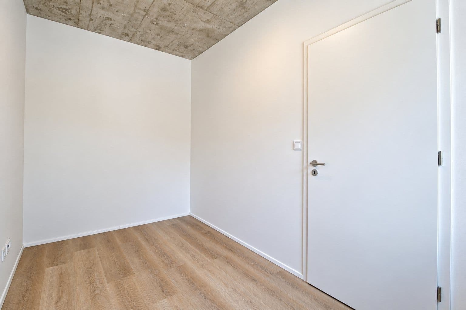 Pronájem bytu 2+kk 48 m², Českobrodská, Praha, Praha Pronájem bytu 2+kk 48 m², Českobrodská, Praha, Praha