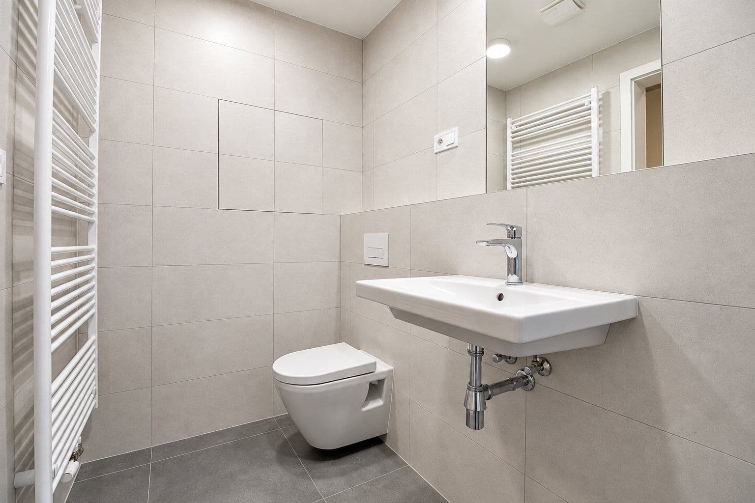 Pronájem bytu 2+kk 48 m², Českobrodská, Praha, Praha Pronájem bytu 2+kk 48 m², Českobrodská, Praha, Praha