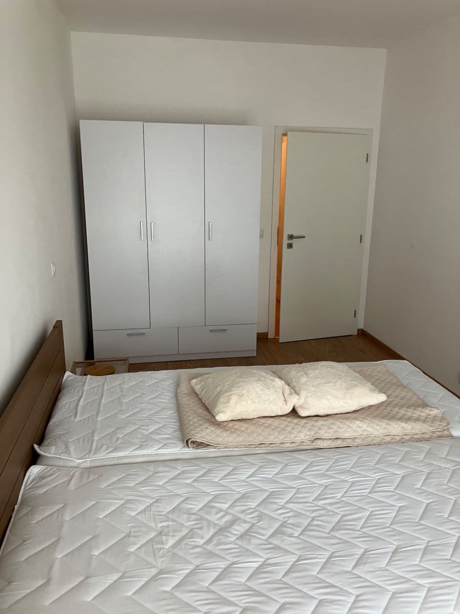 Pronájem bytu 2+kk 64 m², U Mlýnského kanálu, Praha, Praha Pronájem bytu 2+kk 64 m², U Mlýnského kanálu, Praha, Praha