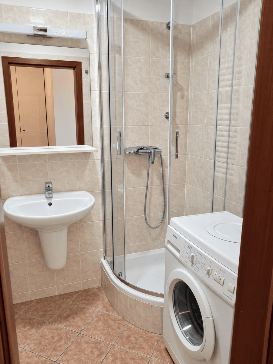 Pronájem bytu 1+kk 38 m², U Měšťanského pivovaru, Praha, Praha Pronájem bytu 1+kk 38 m², U Měšťanského pivovaru, Praha, Praha