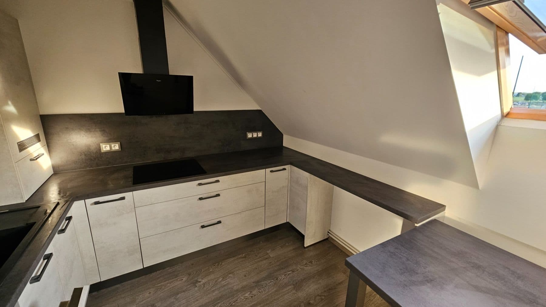 Pronájem bytu 3+1 67 m², Gabčíkova, Nehvizdy, Středočeský kraj Pronájem bytu 3+1 67 m², Gabčíkova, Nehvizdy, Středočeský kraj