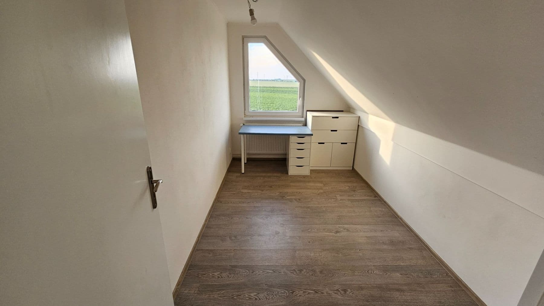 Pronájem bytu 3+1 67 m², Gabčíkova, Nehvizdy, Středočeský kraj Pronájem bytu 3+1 67 m², Gabčíkova, Nehvizdy, Středočeský kraj