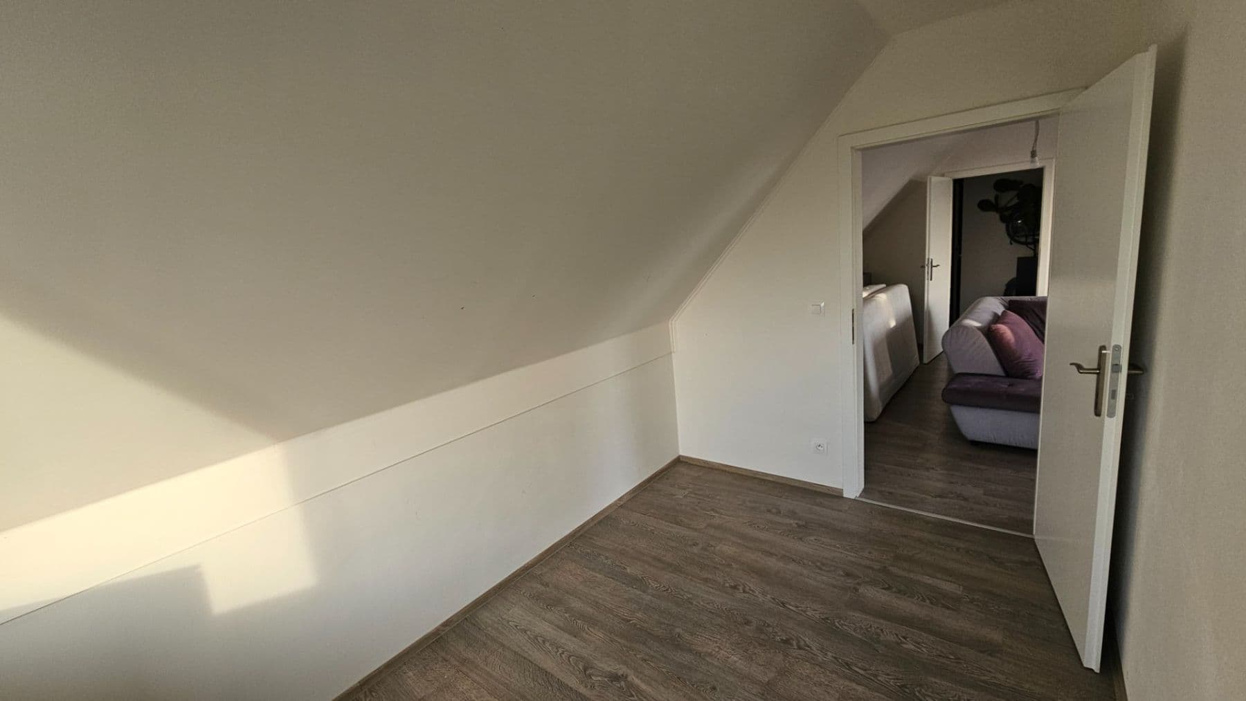 Pronájem bytu 3+1 67 m², Gabčíkova, Nehvizdy, Středočeský kraj Pronájem bytu 3+1 67 m², Gabčíkova, Nehvizdy, Středočeský kraj